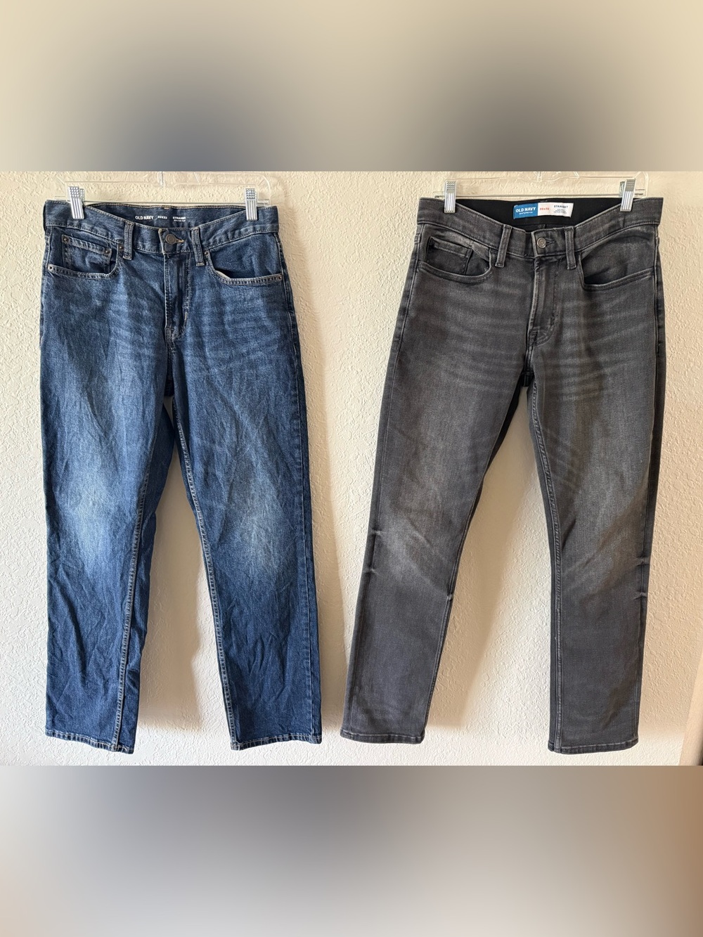 Bundle of 2 Men’s Old Navy Straight Leg Jeans 30x30 Blue Black GUC